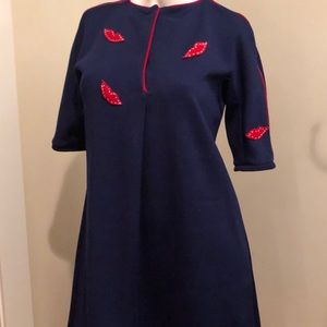 Wool dress whit detail - lips